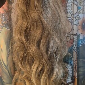 Ash blonde/brown wig, 23 inches